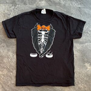 Delta Kids Black and Orange Skeleton Fancy Suit T-Shirt, Halloween Shirt, Size M